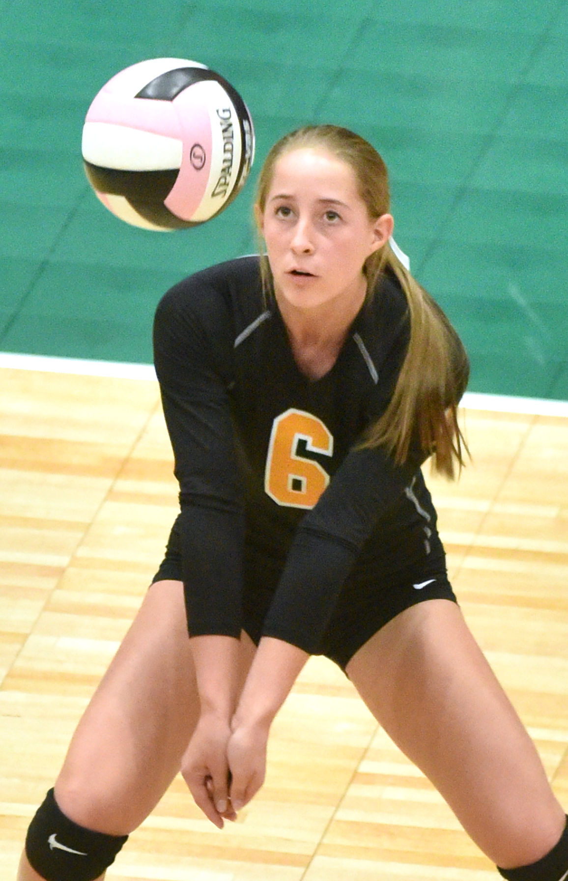 Heelan vs Charles City state volleyball
